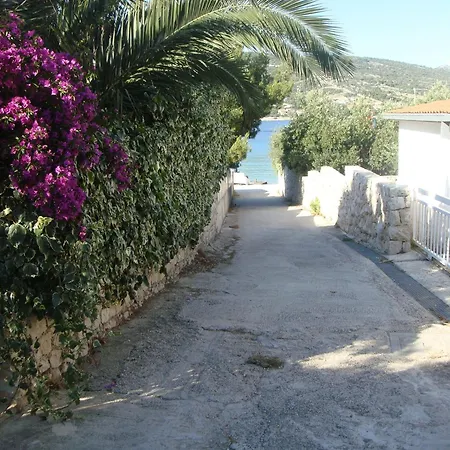 Seaside House Sevid, Trogir - 11542 Casa de Férias